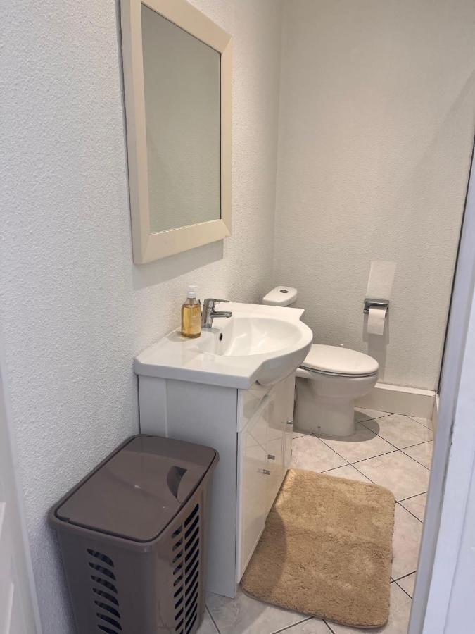 Le Mini Loft Familial Apartman Carqueiranne Kültér fotó